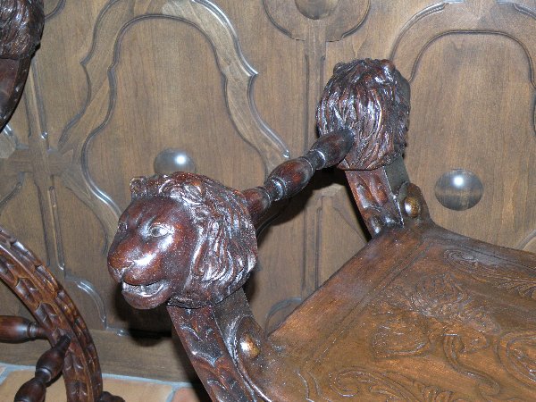 savonarola chair