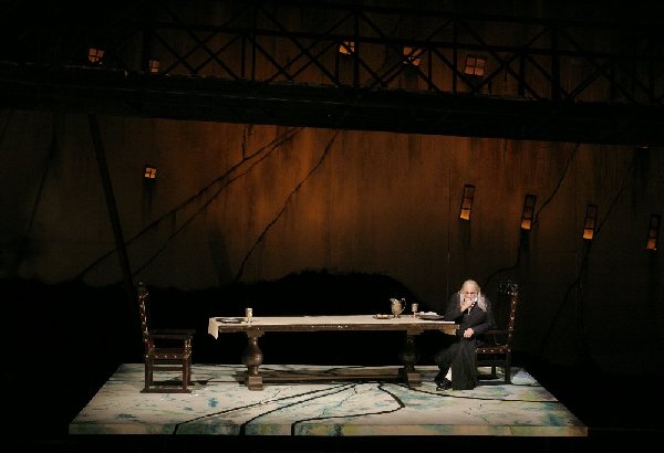 placido domingo opera chair
